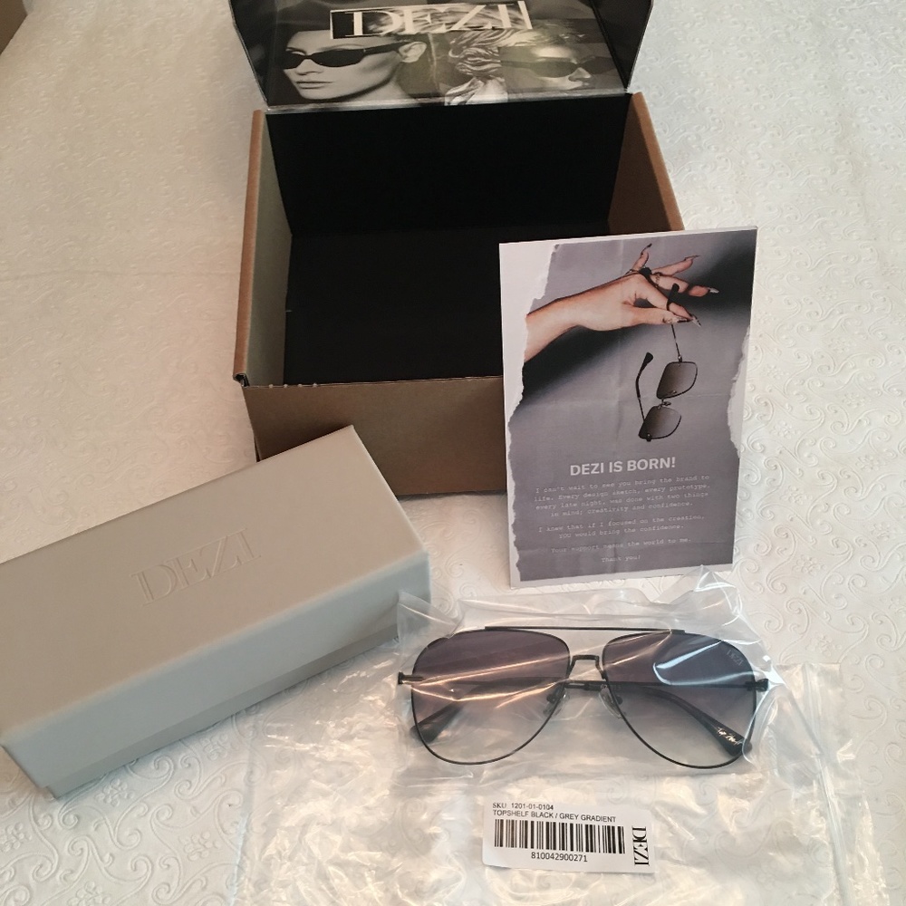 Dezi sunglasses Topshelf Black/Grey Gradient (new)